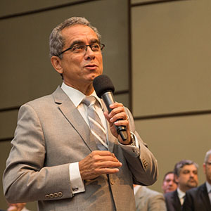 Pastor Jonas Neves